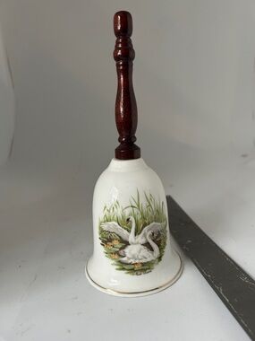 Porcelain Swan Decorative Bell with Mahogany Handle - White